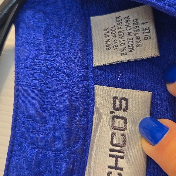 Chico's Vibrant Blue Button Down Shirt - Picture 3 of 4